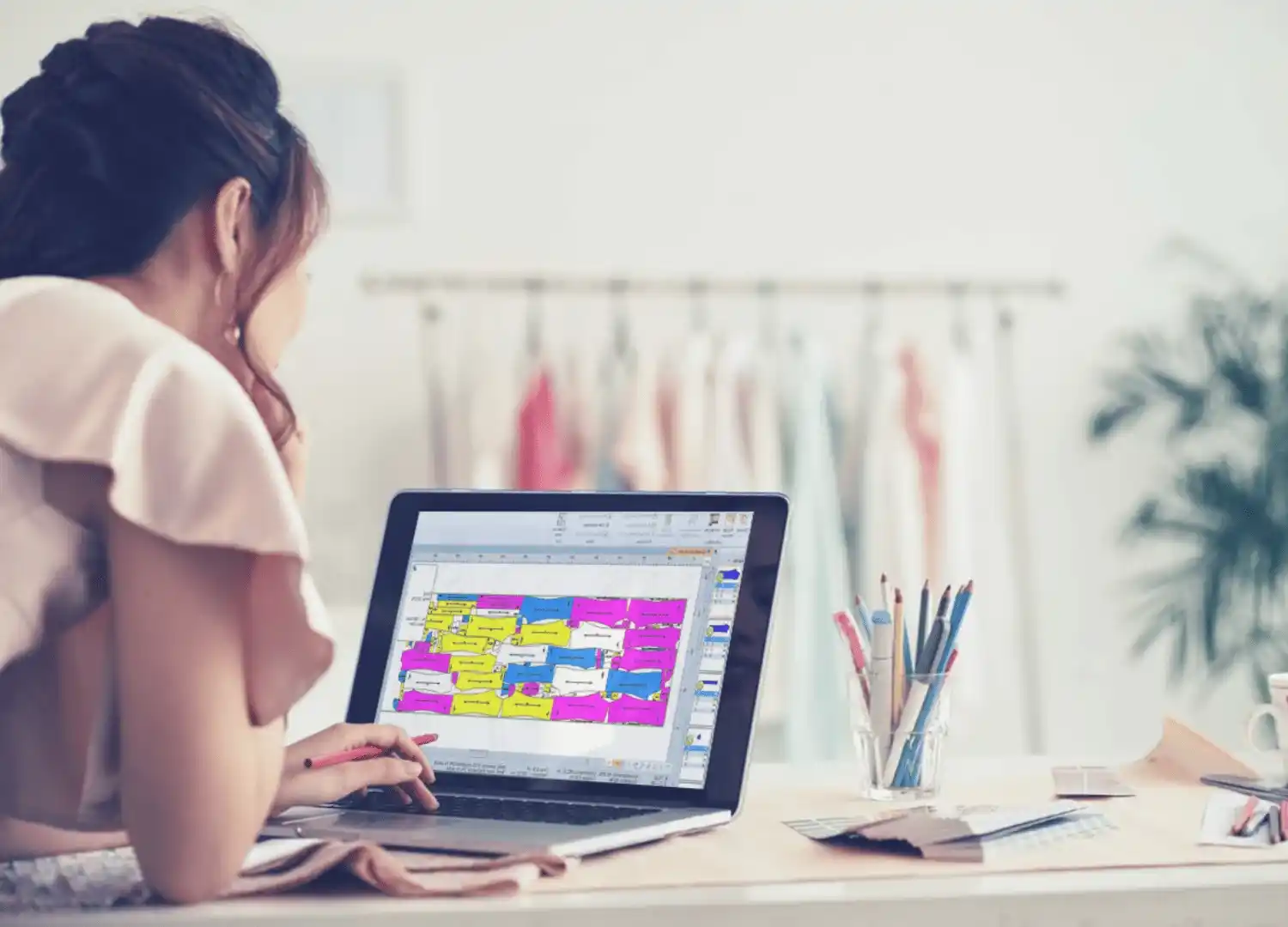 Audaces APPAREL EXPERT is a powerful and user-friendly CAD (Computer-Aided Design) software suite tailored to meet the rigorous demands of modern garment manufacturing.