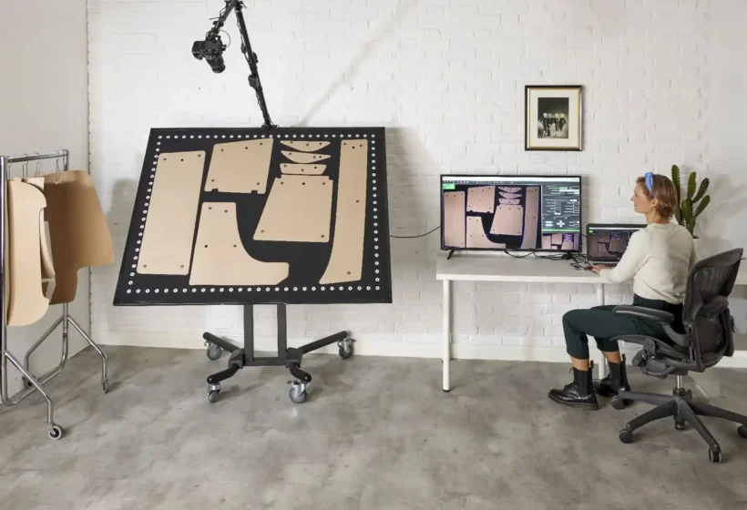 V-Shoot Camera System: Transform Your Pattern Digitizing Workflow 1 Digitize Your Patterns with Speed and Accuracy