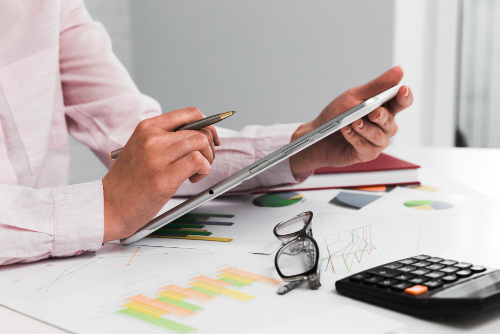 How to Calculate the ROI of an Industrial Plotter or Cutter